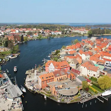 Seeblick, Malchow, Cleaning Included *